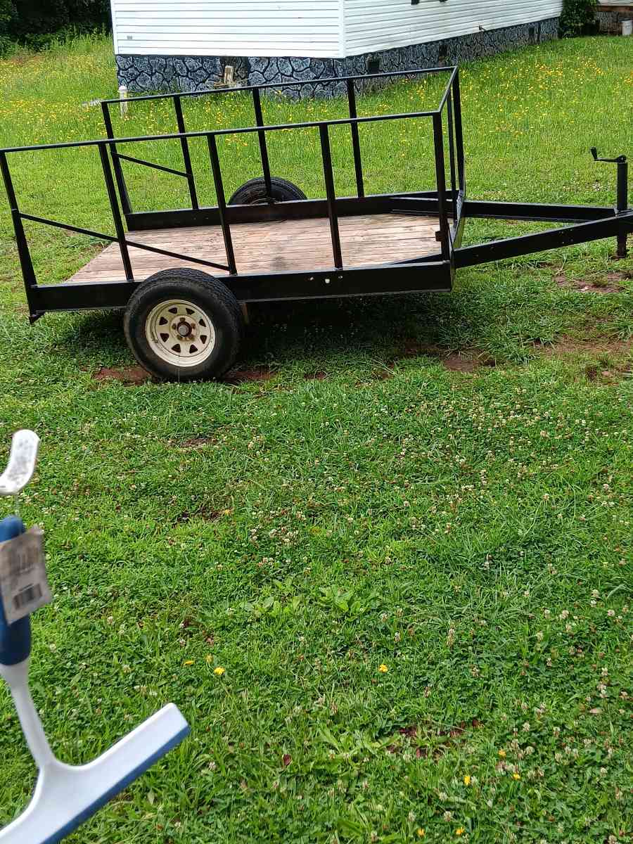 Tyler kwa im hungry what time is it right now