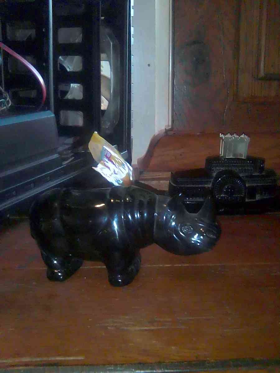 vintage rhinoceros mens cologne Avon bottle