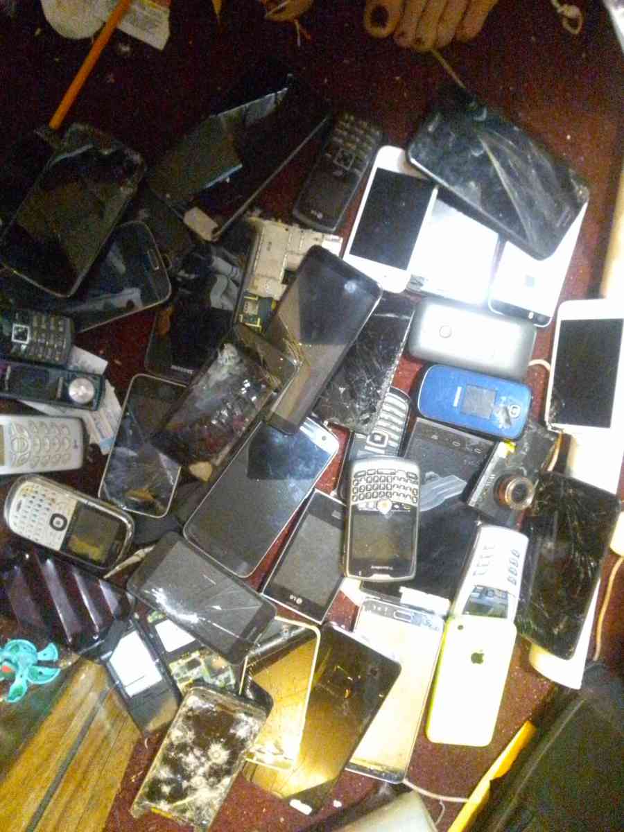 50 broken phones