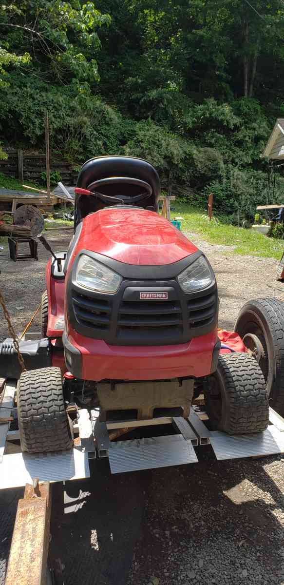 CRAFTSMAN YTS3000 RIDING MOWER