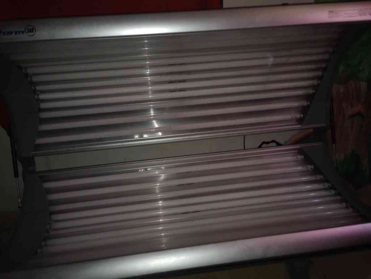 Solar Storm Tanning Bed
