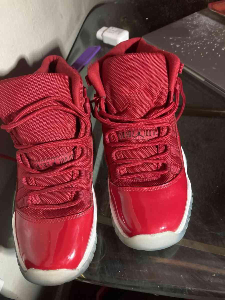 Jordans size 5  Snap N Go Stroller 120 for both