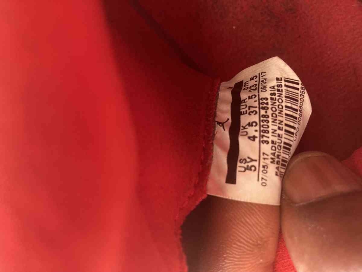 Jordans size 5  Snap N Go Stroller 120 for both