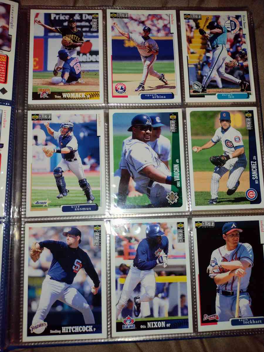 lot of 54 baseball cards