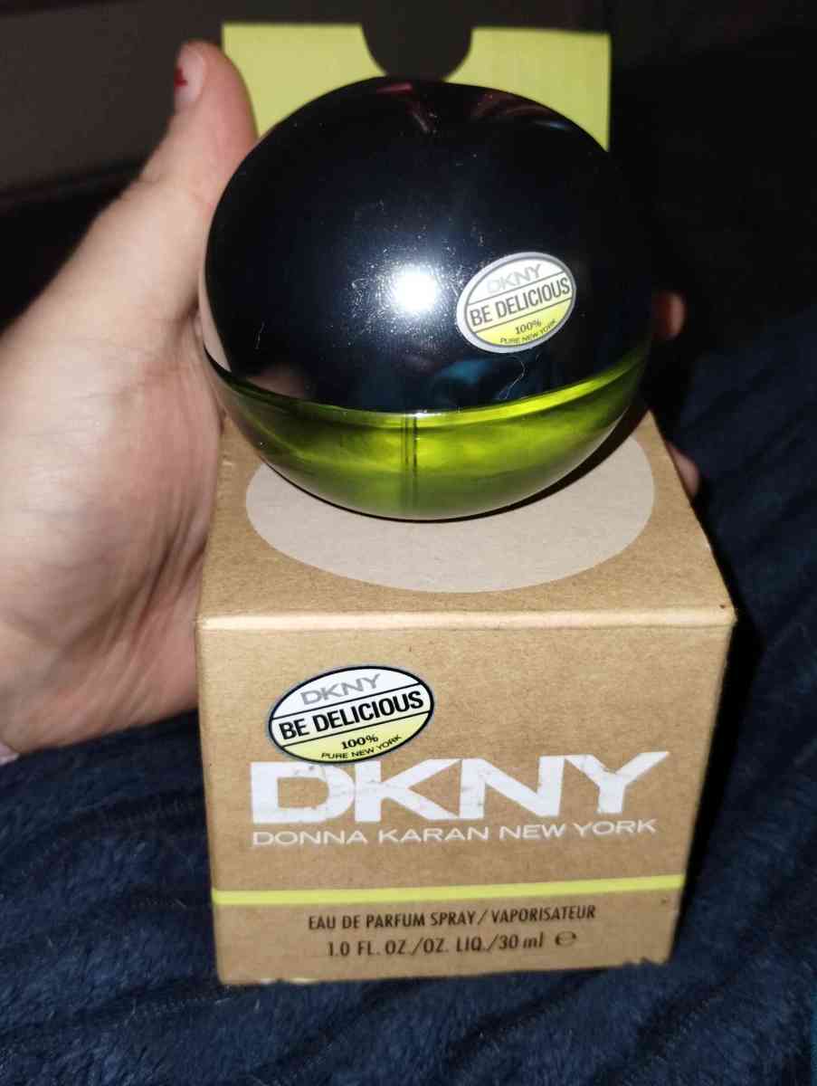 DKNY woman perfume