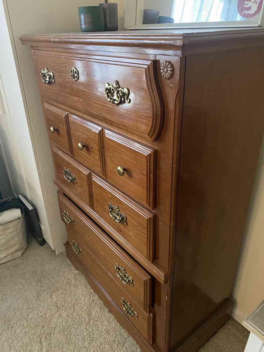 Wood Dresser