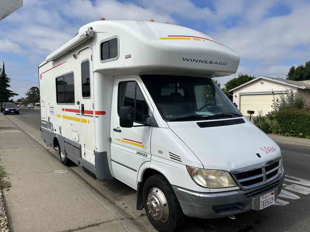 2005 Winnebago view 24ft