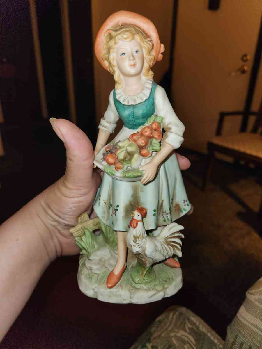 homco 8inch porcelain