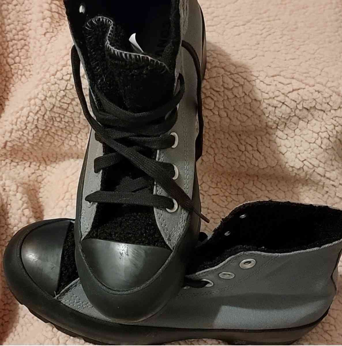 Converse Black and Gray