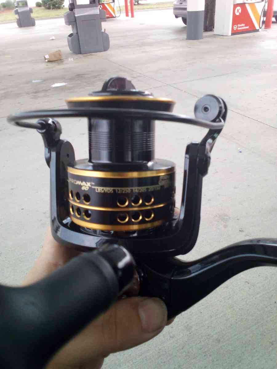 promax fishing reel