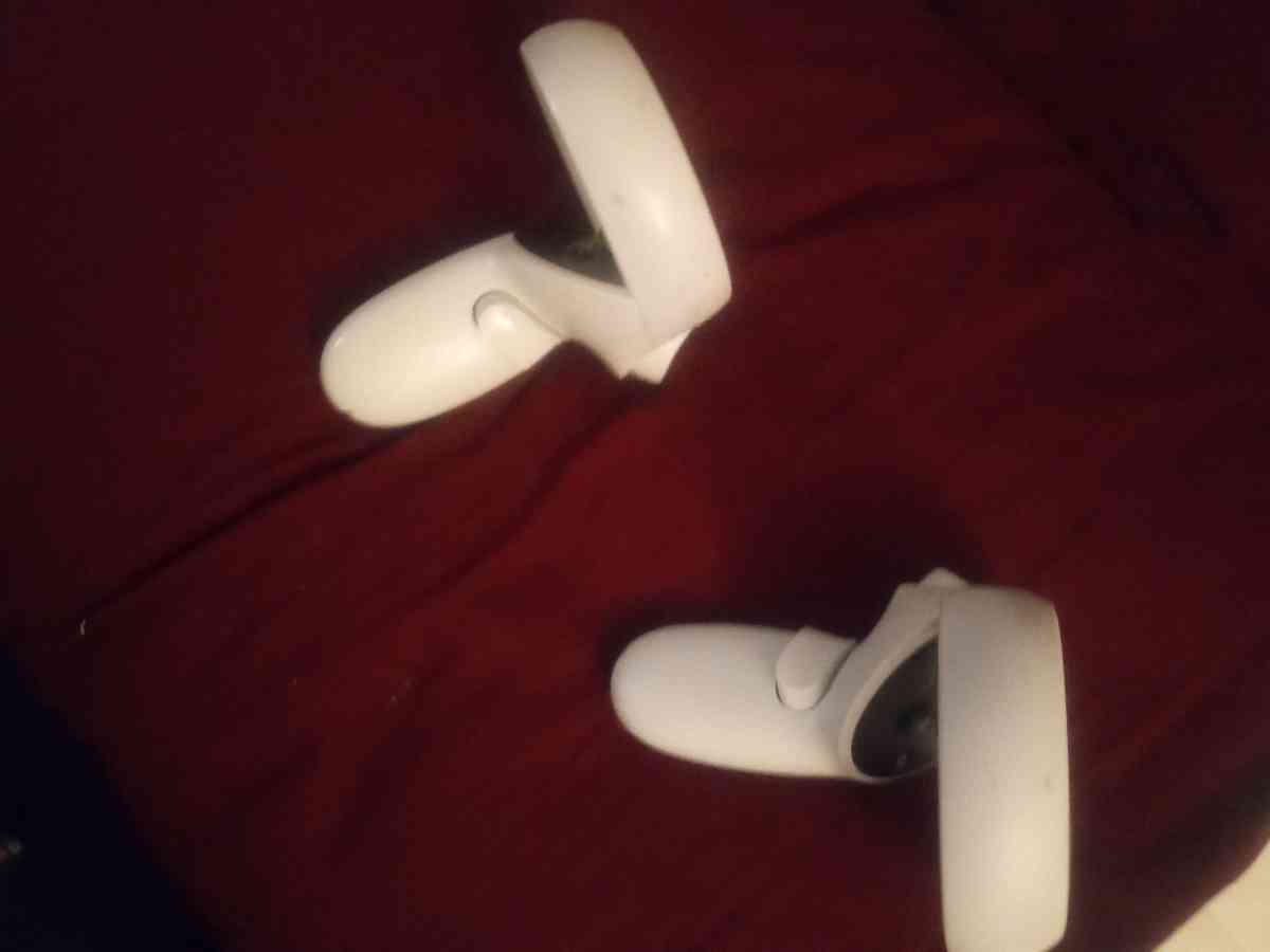 Oculus controlers