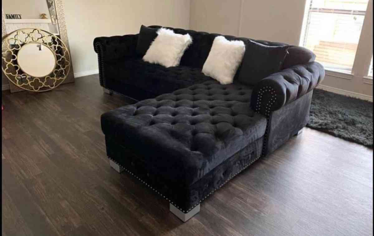 Royal Velvet Black Raf Chaise Sectional SameNext Day Deliver