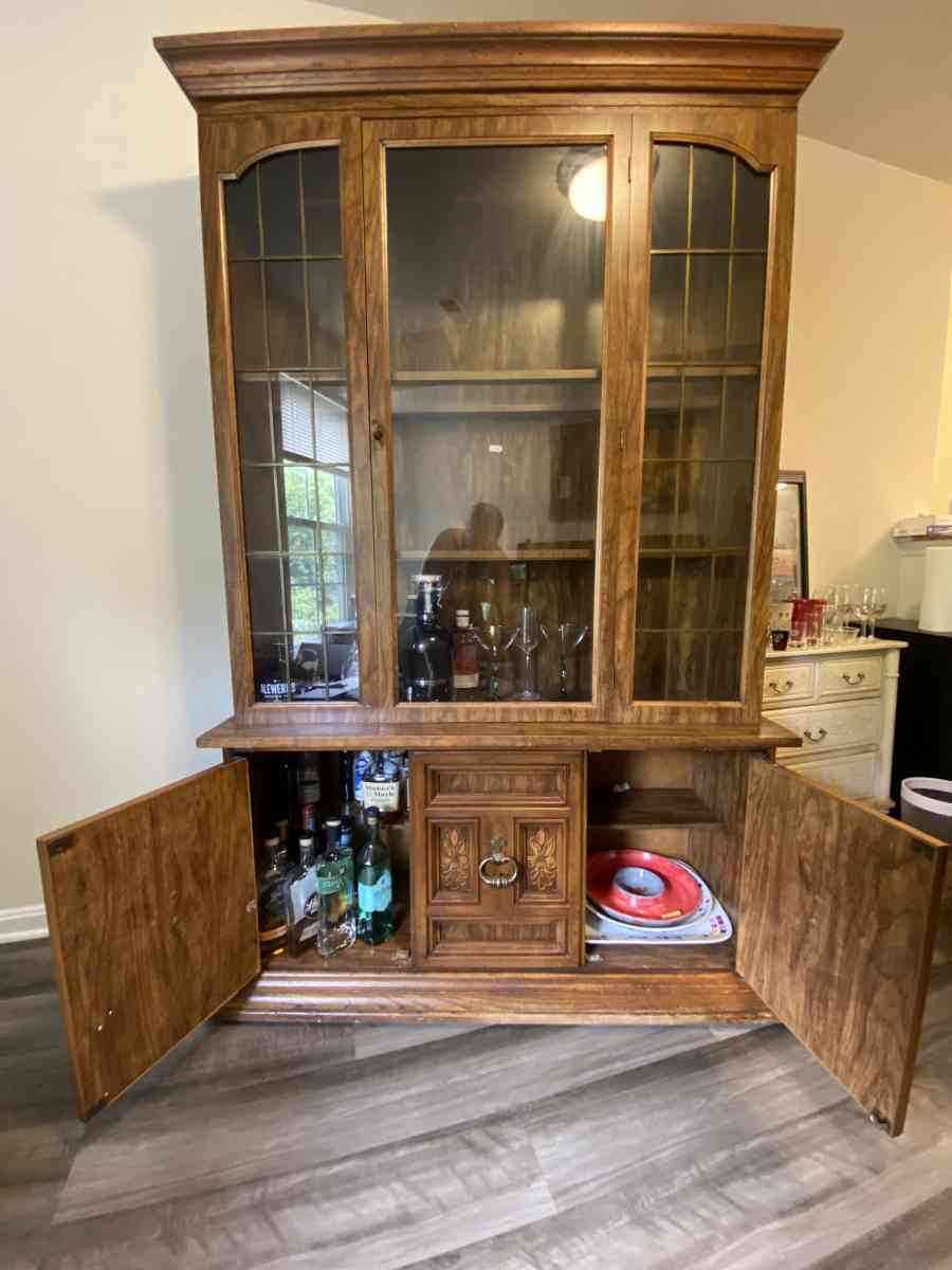 China cabinet