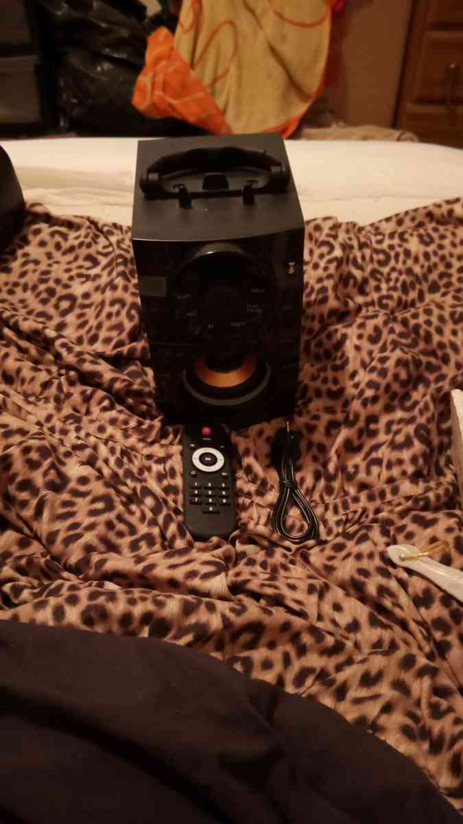 Bluetooth speaker with aux cord and a remote