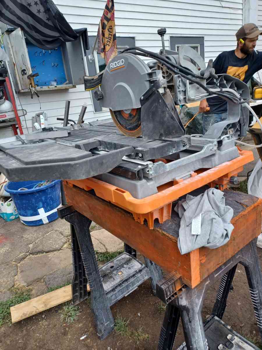 Rigid Tile Saw