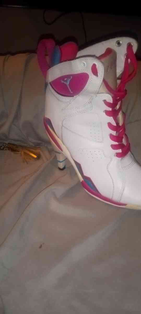 womans Jordan high heel boots