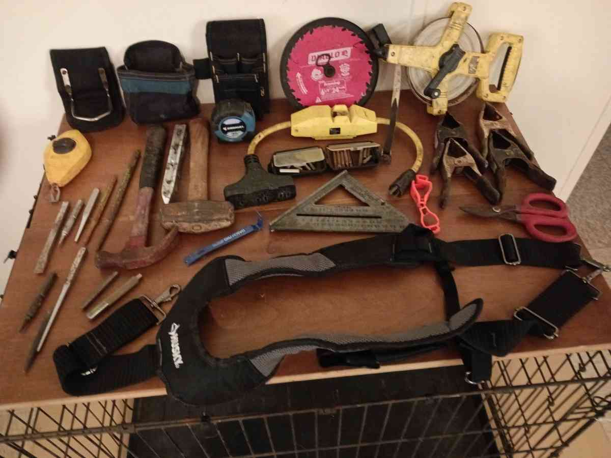 framing 100 ft tap measure 25 ft tape measure  4lb sledge