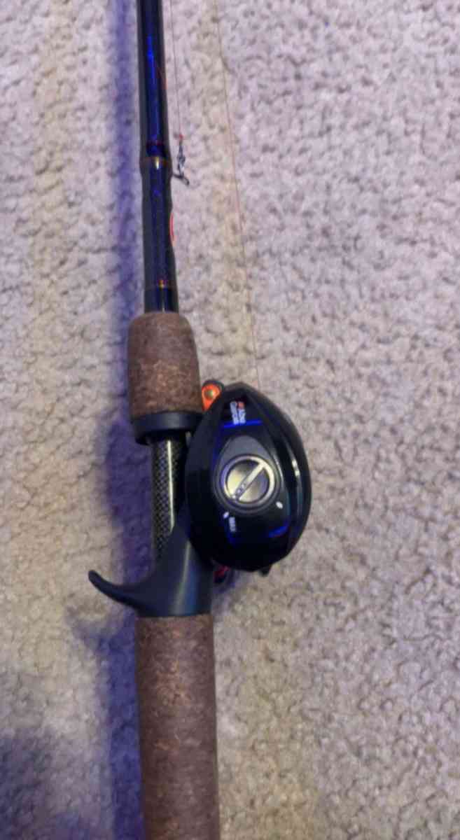 Black Max Bait Caster 7ft Rod Reel