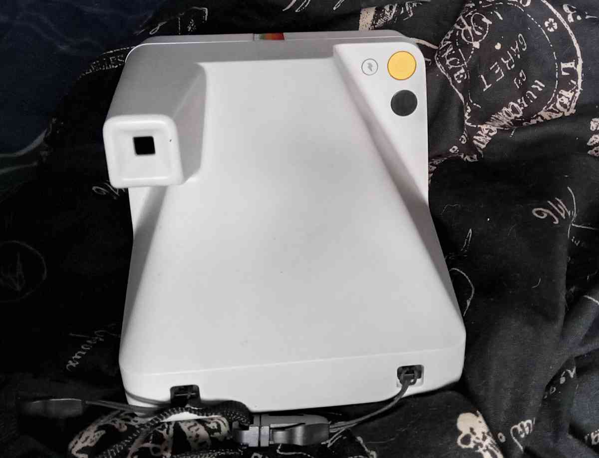 polaroid now instant film camera