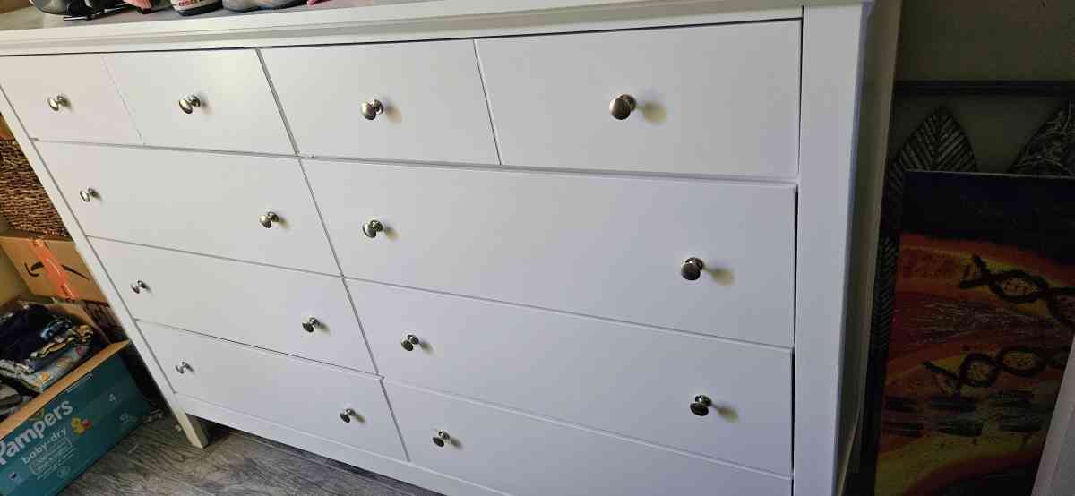 double size bed 2 nightstands dresser mirror