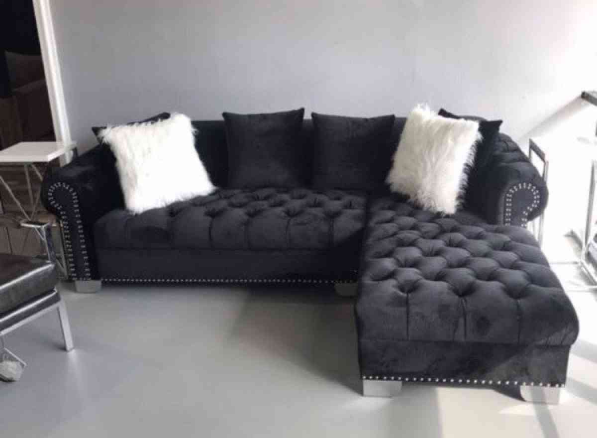 Royal Velvet Black Raf Chaise Sectional SameNext Day Deliver