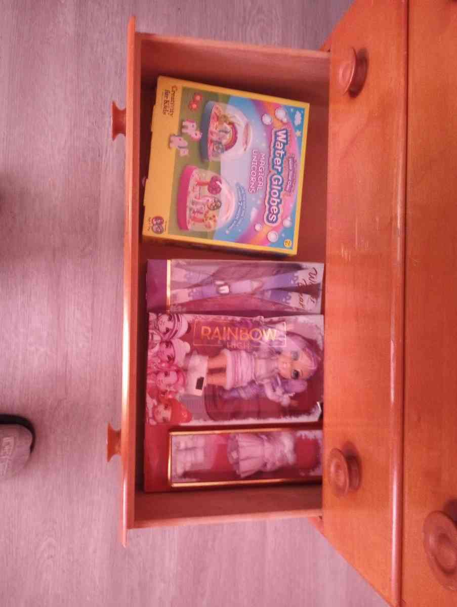 two bedroom apartment everything must go 2000 for everything