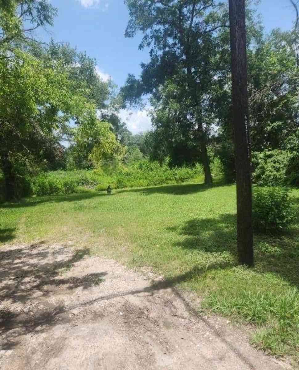 1 lot for sale 63 X 90 in North Houston