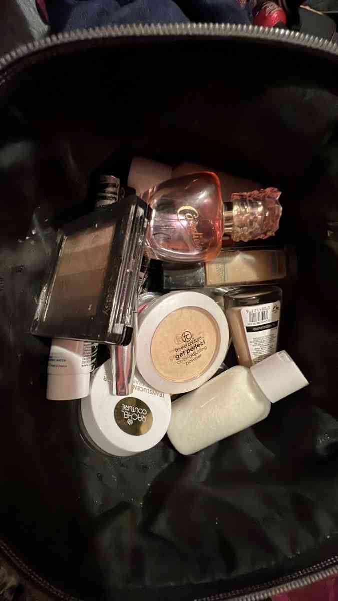 bundle of make up scarfs and socks also hats