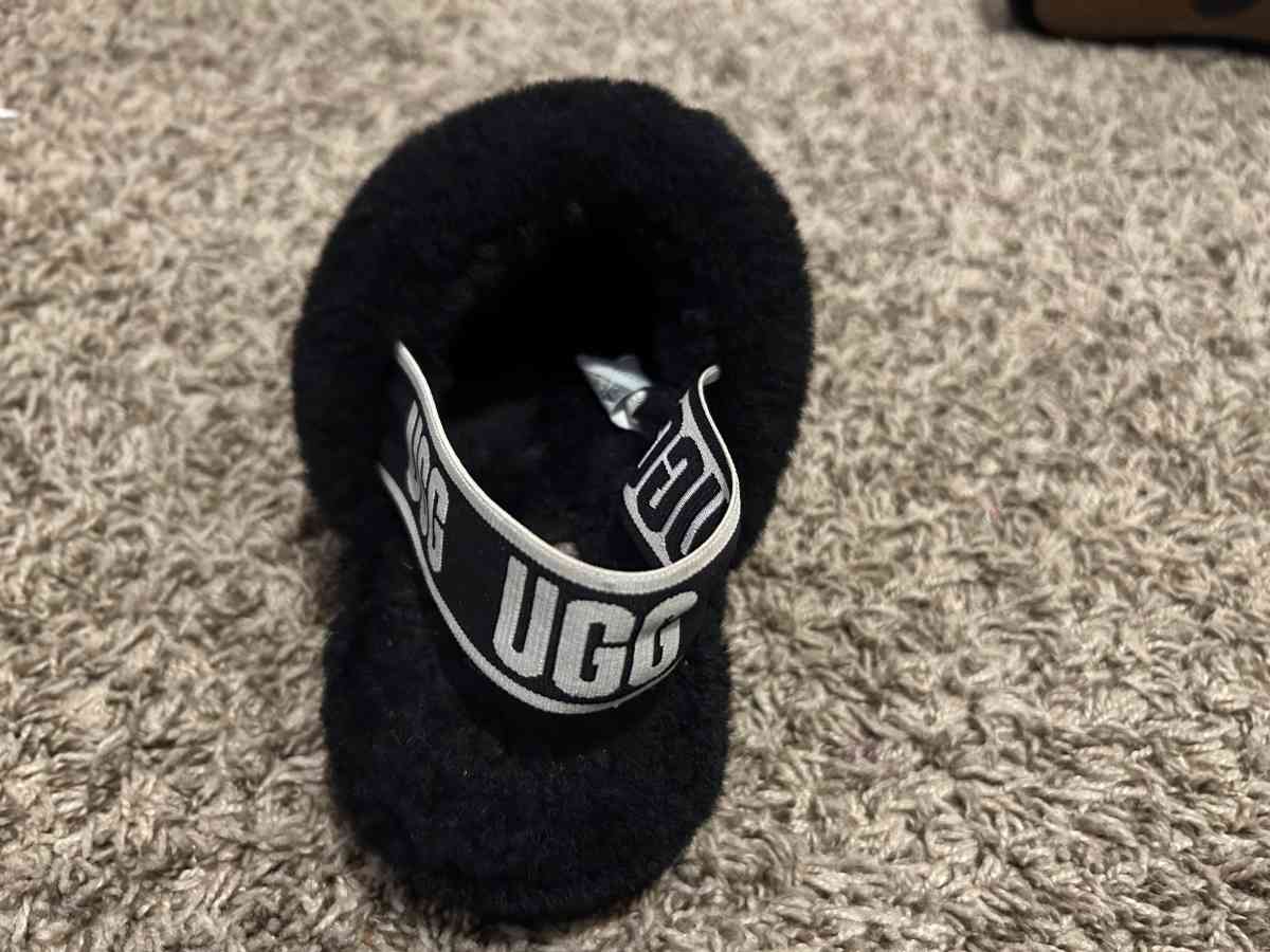 Ugg slides