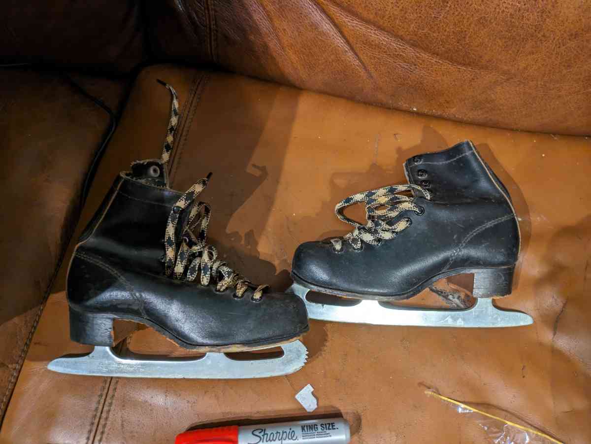 kids ice skates