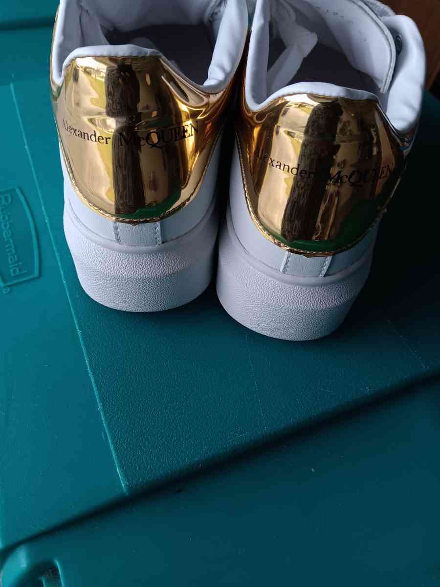 Alexander McQueen white fashion sheakers