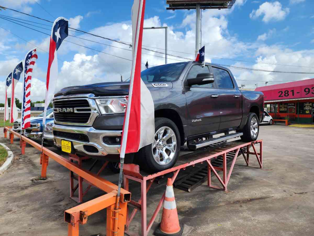 Dodge RAM 2016 FINANCING