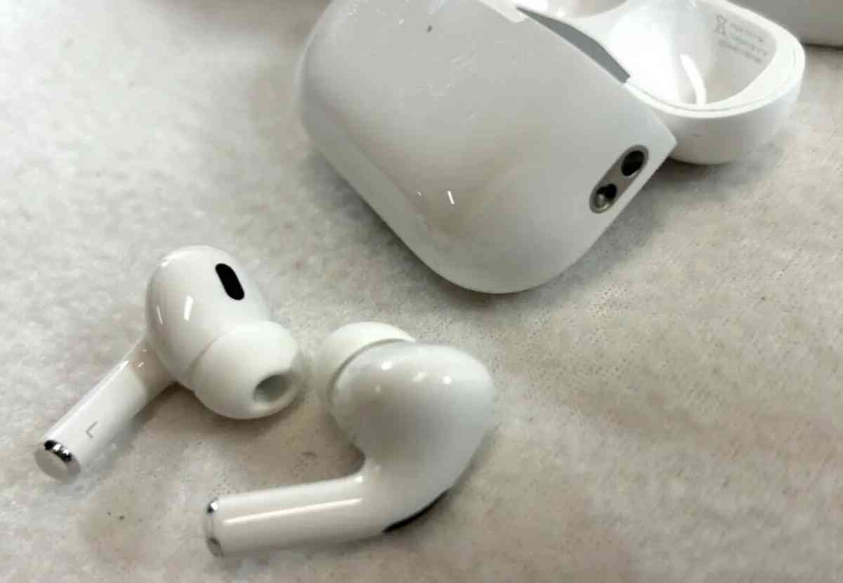 AirPod Pro Generation 2