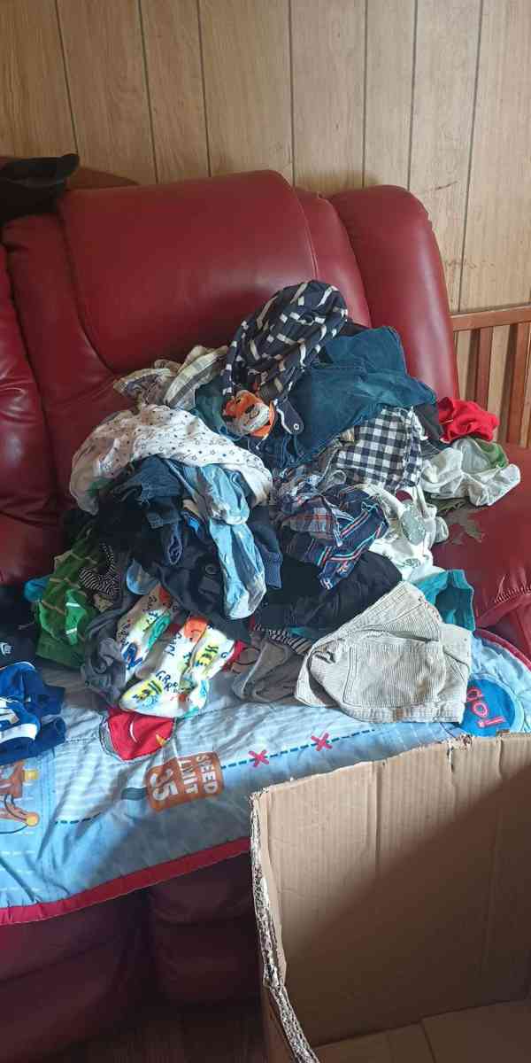 baby clothes and food