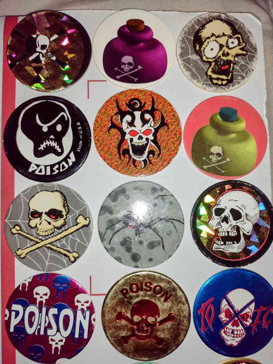 8 ball skull poison pogs