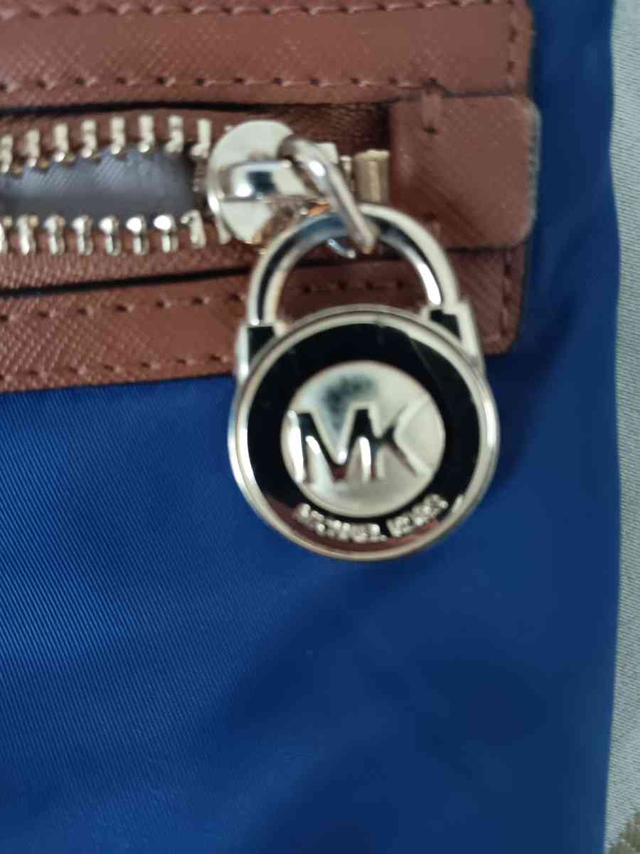 Michael Kors Crossbody Bag