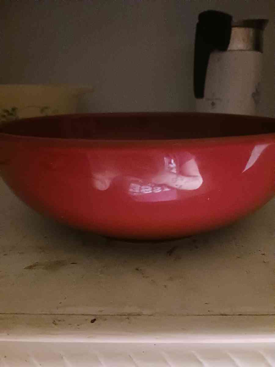 Pyrex bowls