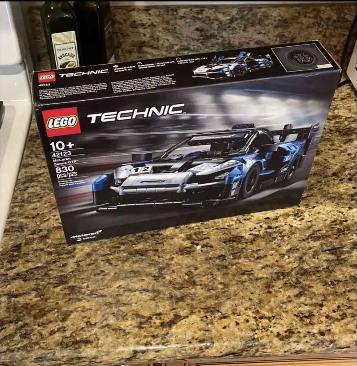 Lego Technic McLaren Senna GTR