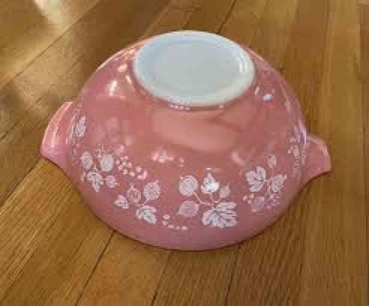 pink pyrex set