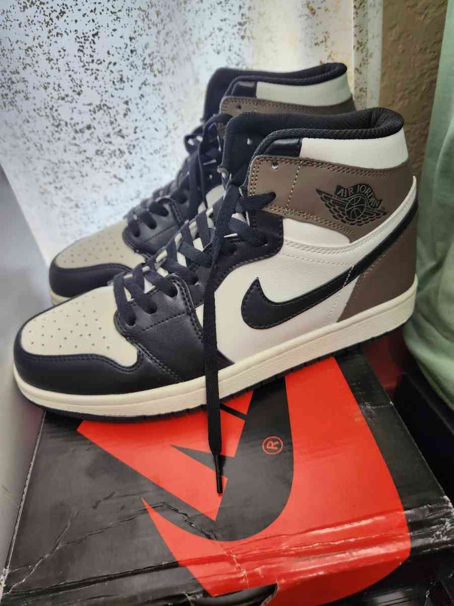 Nike size 10 for men