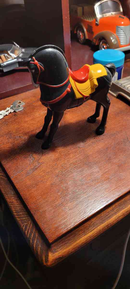 old toys  still  work  very  pretty  toys