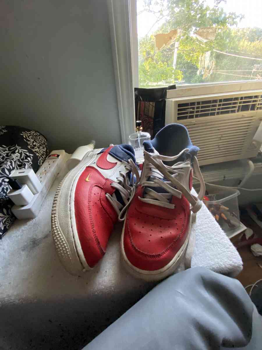 shoes Air Force ones