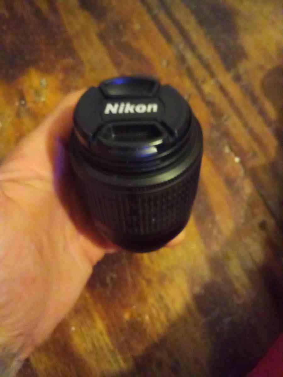 Nikon DX lens