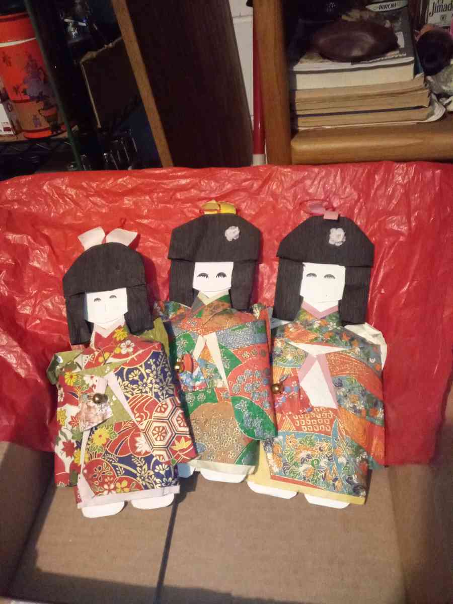 paper dolls from Japan