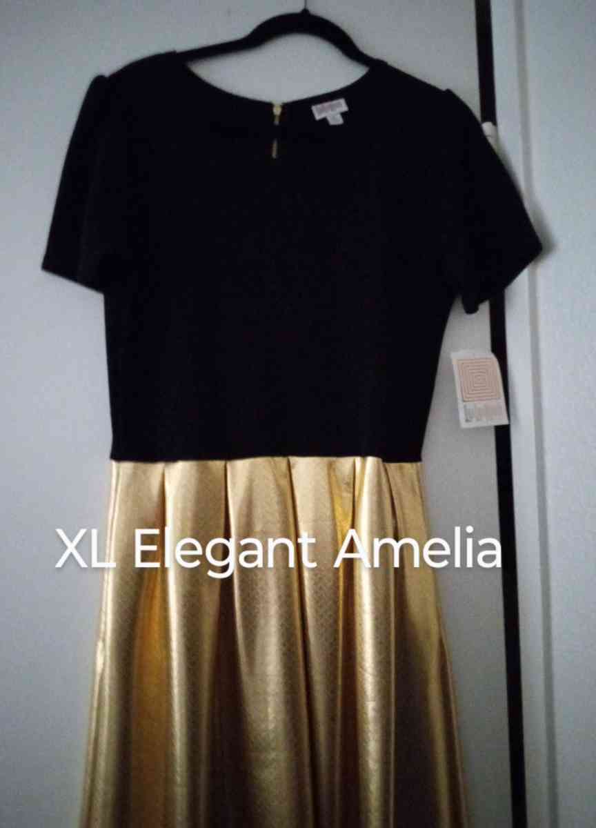 LuLaRoe Elegant XL Amelia 35     Retails for 86