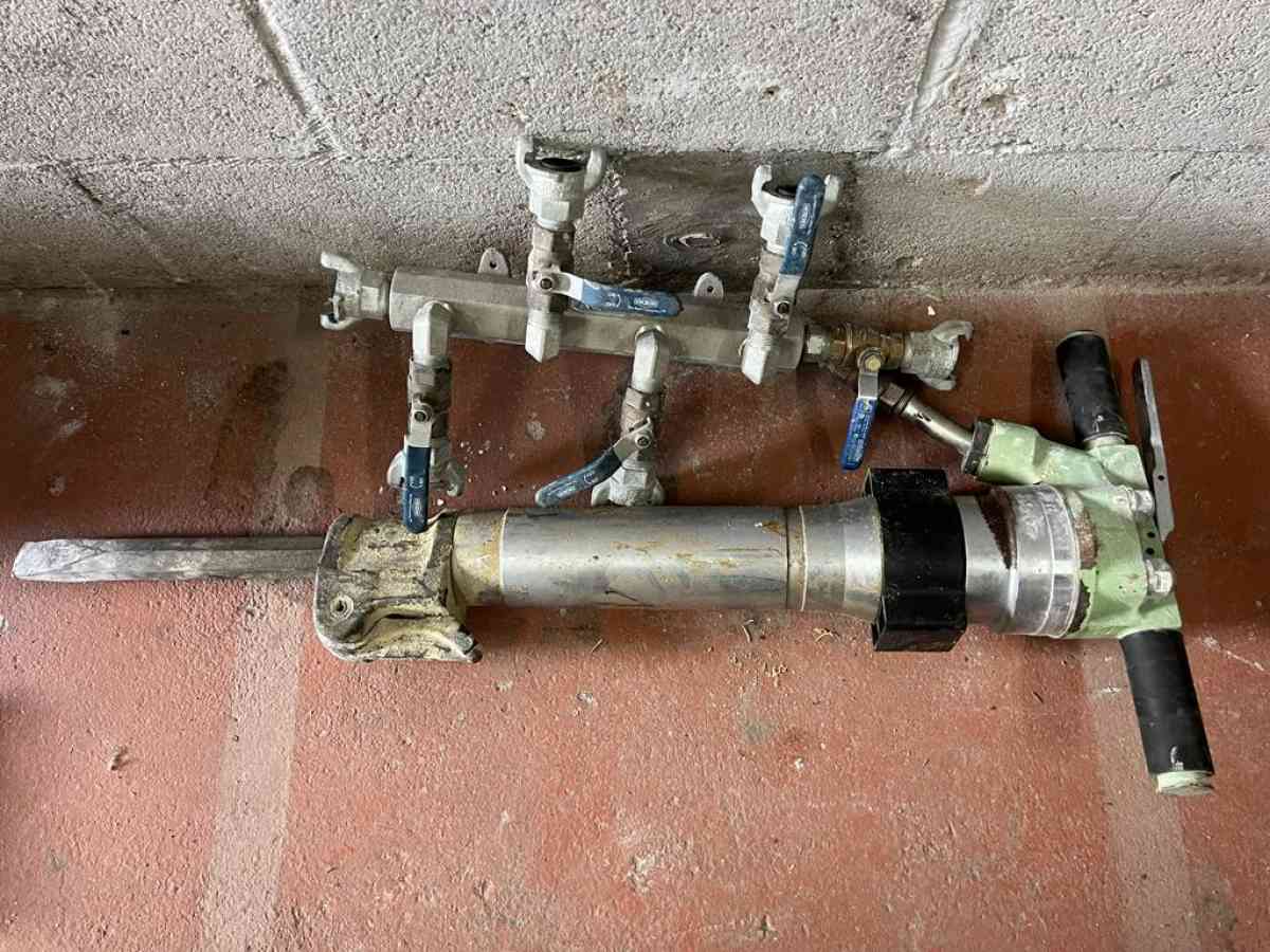 Pneumatic Air breaker sullair MPB60A