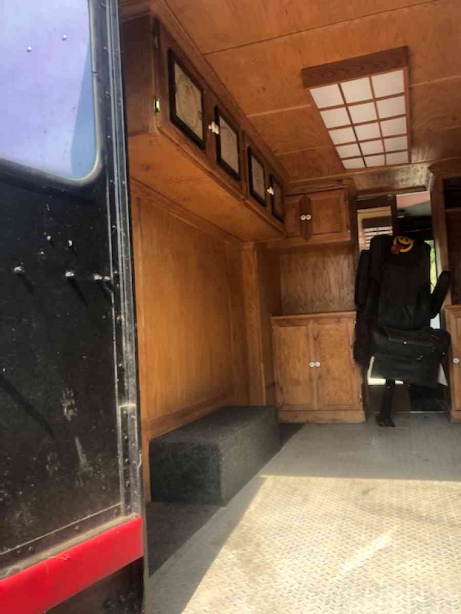 1967 Grumman Box Truck