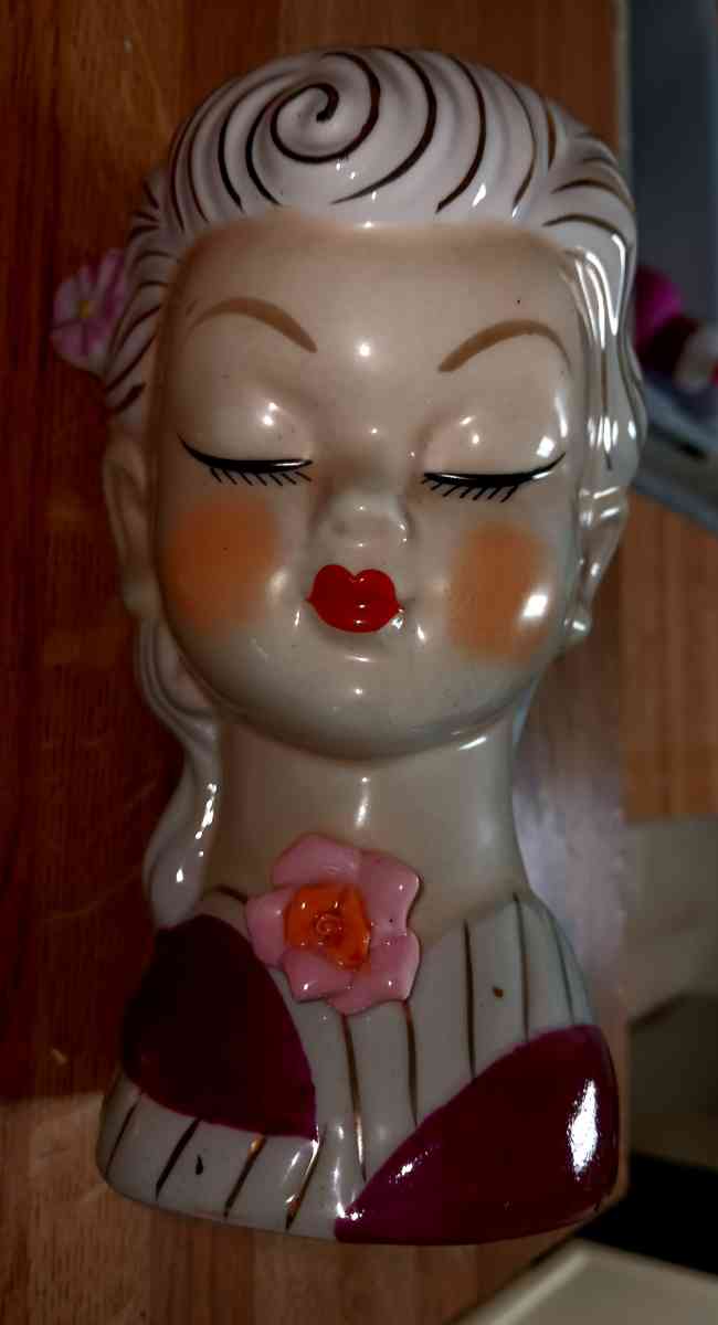 vintage 13 in porcelain painted female beauty head