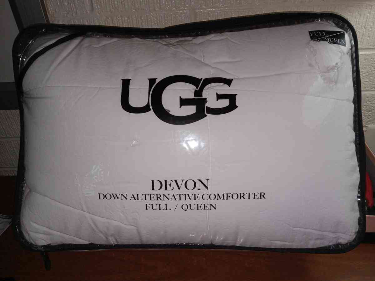 UGG Devon Down Alternative Comforter Full Queen