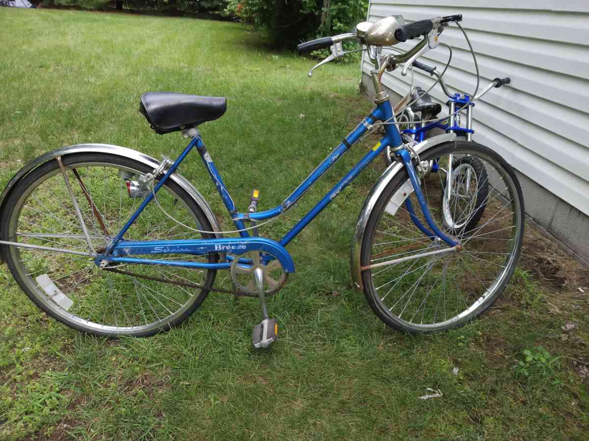 3 Schwinn Bicycles plus a Stringray